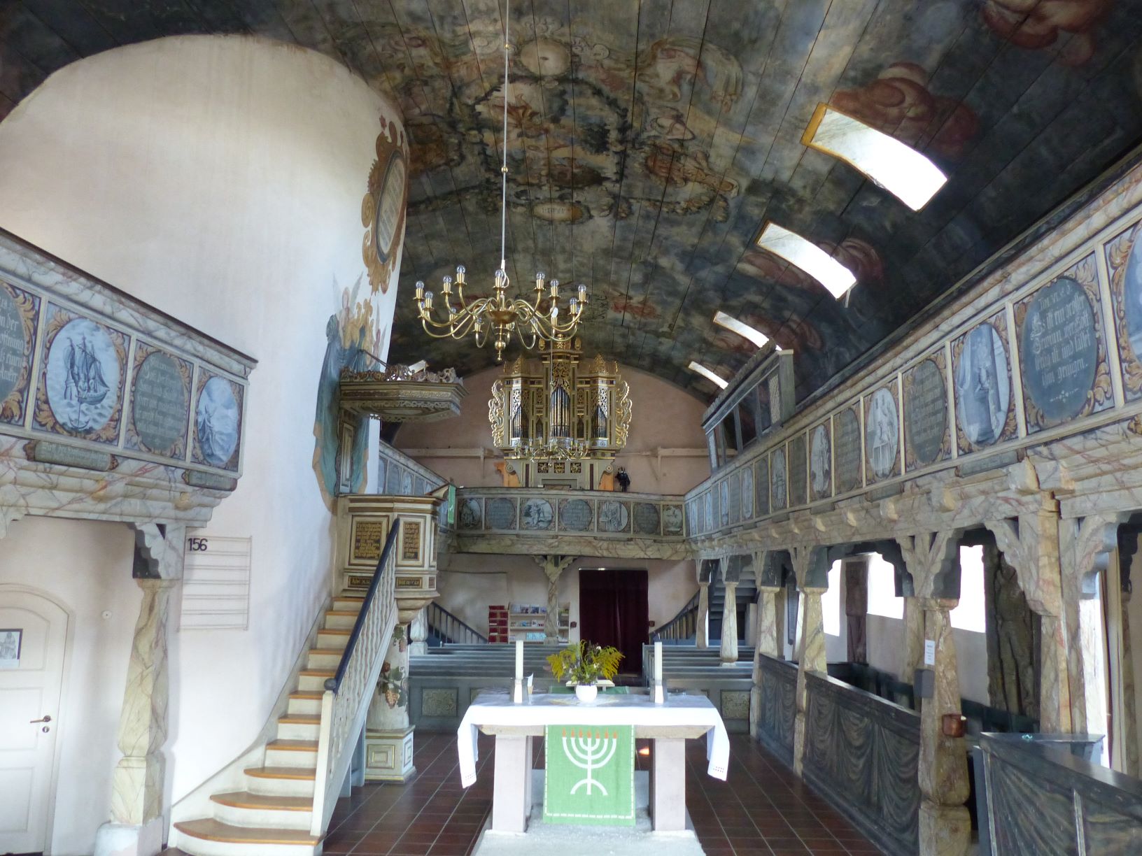 Kirche Nh innen 2