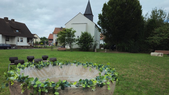 Neue Taufbrunnenschale Wildeck Raßdorf